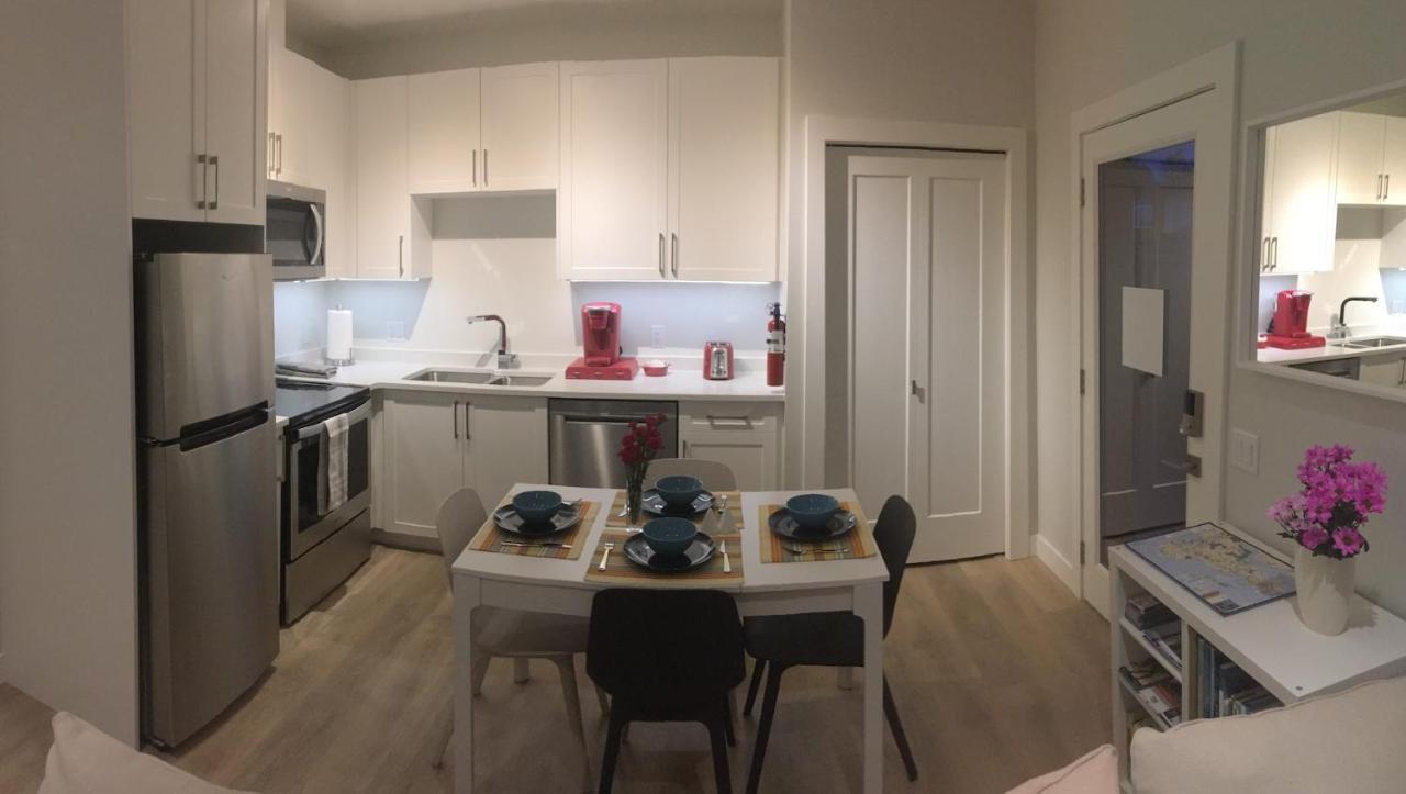 Mollys Cottage-The Suite On Vancouver Island Near Yyj Airport And The Wa And Bc Ferries North Saanich 外观 照片