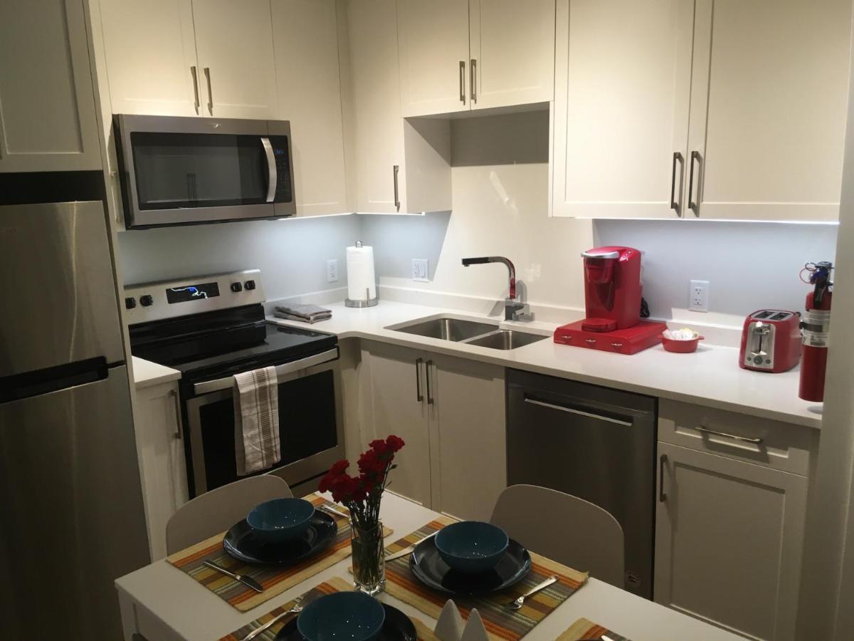 Mollys Cottage-The Suite On Vancouver Island Near Yyj Airport And The Wa And Bc Ferries North Saanich 外观 照片