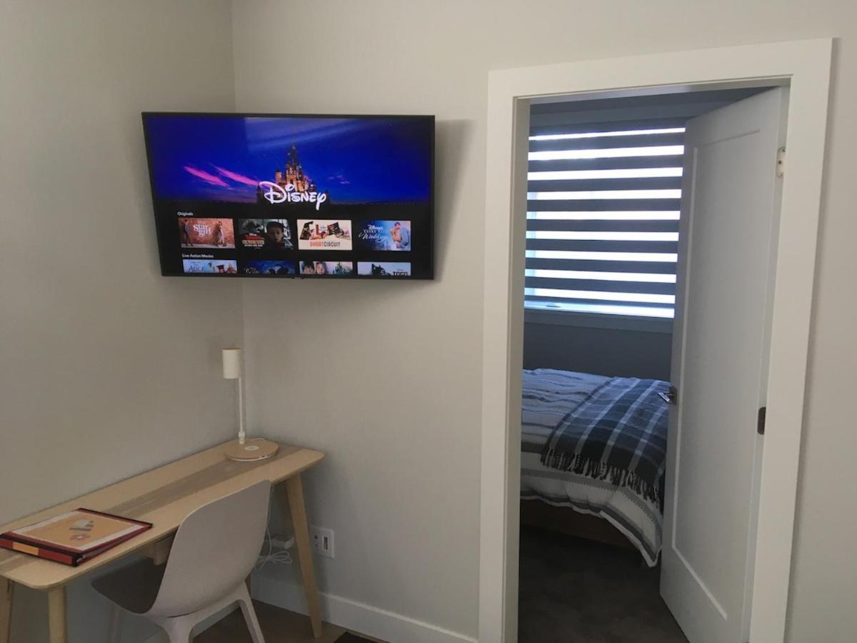 Mollys Cottage-The Suite On Vancouver Island Near Yyj Airport And The Wa And Bc Ferries North Saanich 外观 照片